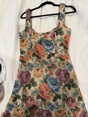 PrettyLittleThing Floral Tapestry Mini Dress - Multicolor